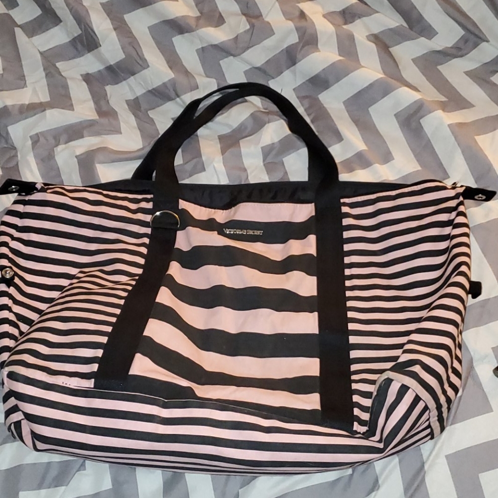 Pink and black stripe tote/beach zip up bag